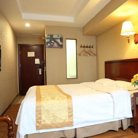 Greentree Inn Heilongjiang Harbin Zhongyang Street Business Hotel المظهر الخارجي الصورة