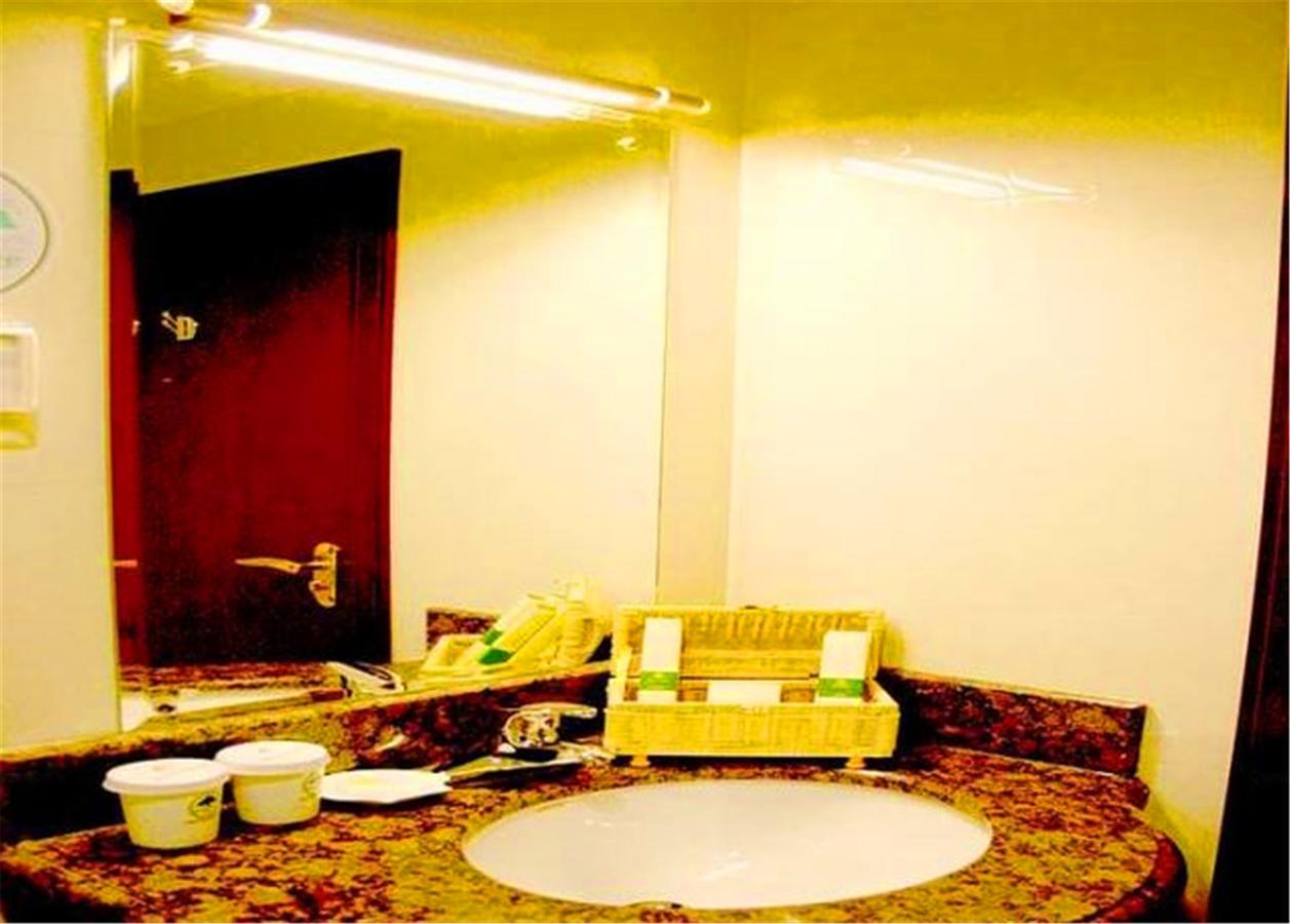 Greentree Inn Heilongjiang Harbin Zhongyang Street Business Hotel المظهر الخارجي الصورة